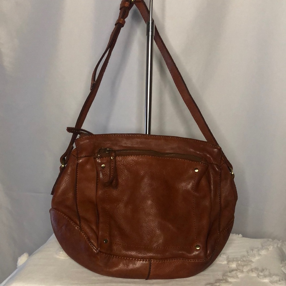 MARTI PONTI Vintage cognac brown genuine leather shoulder handbag.